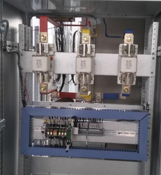 安徽得潤(rùn)電氣技術(shù)有限公司，主營(yíng)：高低壓開(kāi)關(guān)柜，高低壓無(wú)功補(bǔ)償柜，消弧消諧裝置，自動(dòng)化控制系統(tǒng)，綜保、儀表等，全國(guó)統(tǒng)一客服熱線：400-0551-777