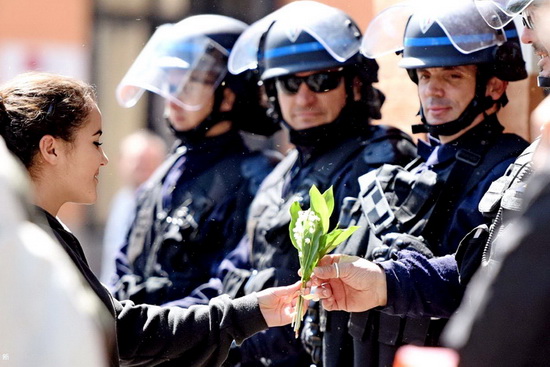 得潤(rùn)電氣 400-128-7988 得潤(rùn)電氣 400-128-7988