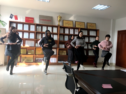 安徽得潤電氣 成套 高低壓開關柜 廠家 年會彩排 電話:400-0551-777 qq:3176885416 安徽得潤電氣 成套 高低壓開關柜 廠家 年會彩排 電話:400-0551-777 qq:3176885416