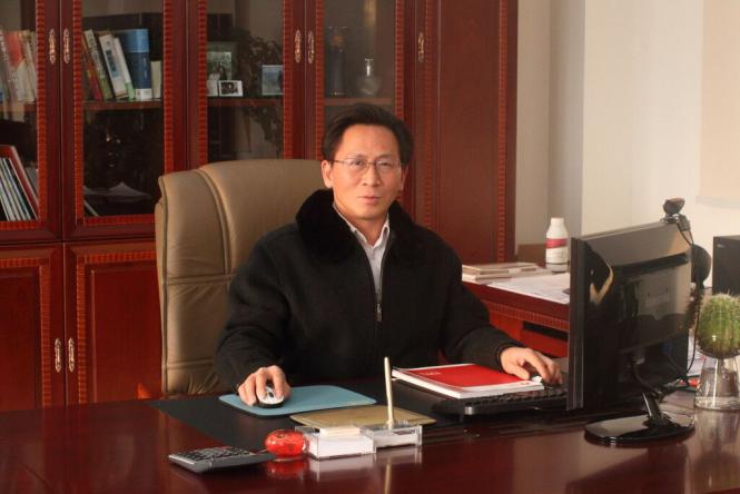 得潤電氣 董事長 專注開關柜配電箱30年 聯(lián)系電話:400-0551-777 qq:3176885416 得潤電氣 董事長 專注開關柜配電箱30年 聯(lián)系電話:400-0551-777 qq:3176885416