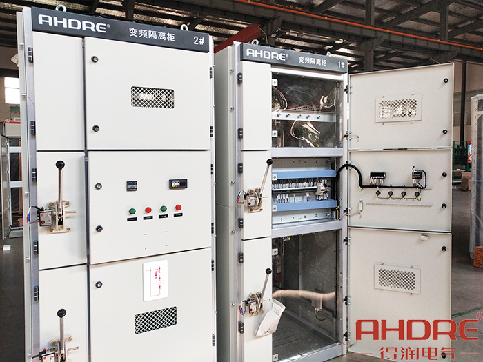 手動(dòng)隔離旁路柜.jpg 手動(dòng)隔離旁路柜.jpg