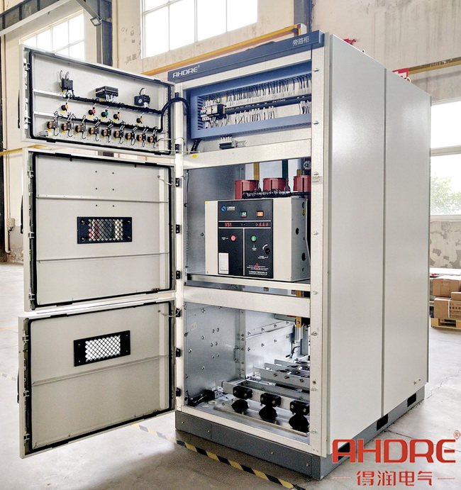 自動旁路柜-真空斷路器.jpg 自動旁路柜-真空斷路器.jpg
