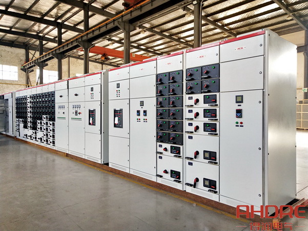 低壓成套柜排布圖.jpg 低壓成套柜排布圖.jpg