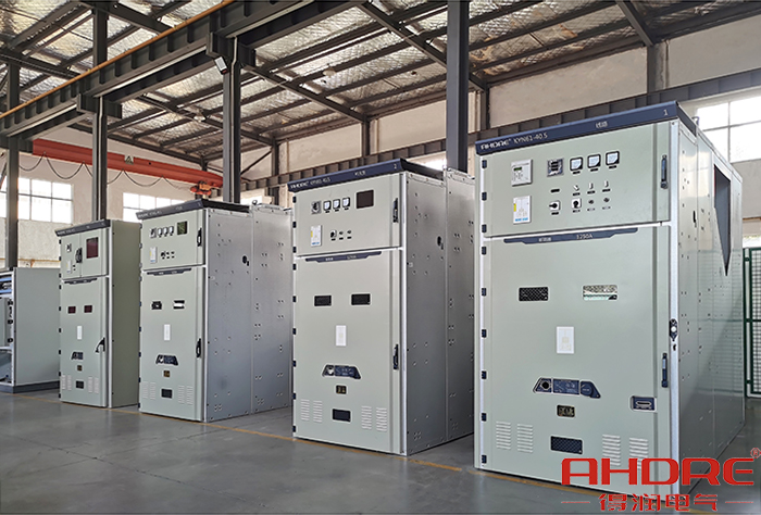 35kV高壓柜實物圖.jpg 35kV高壓柜實物圖.jpg