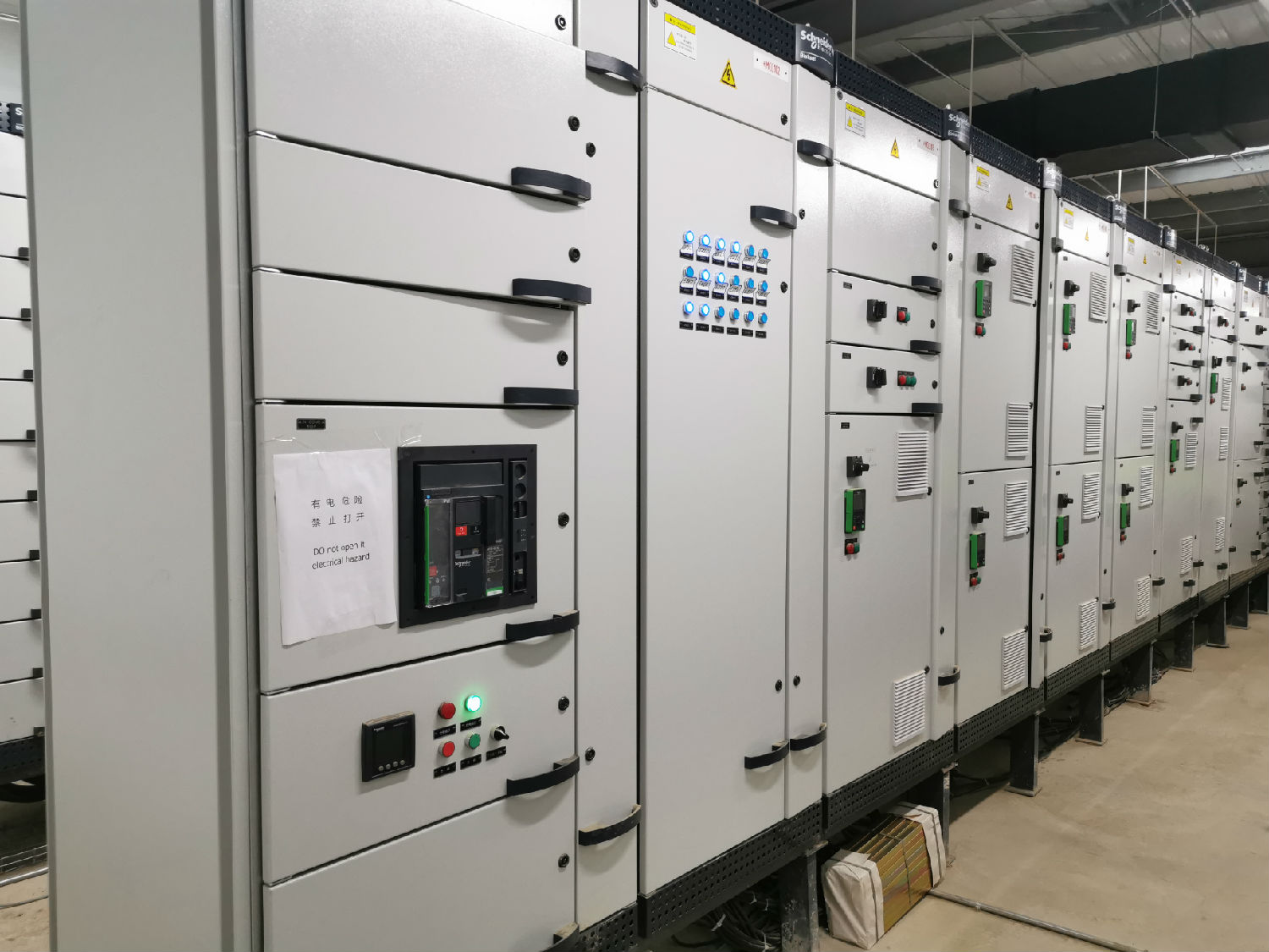 施耐德Blokset低壓開關(guān)柜 施耐德Blokset低壓開關(guān)柜