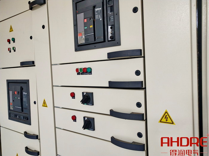 Blokset低壓配電柜細(xì)節(jié)圖.jpg Blokset低壓配電柜細(xì)節(jié)圖.jpg