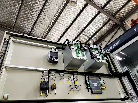 柜內(nèi)儀表門 柜內(nèi)儀表門